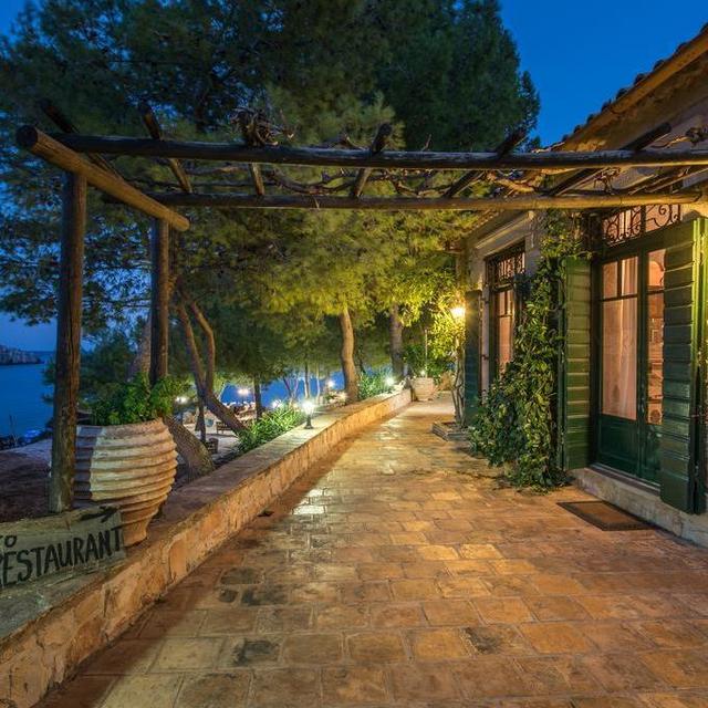 Honeymoon Resort: Nobelos in Zakynthos