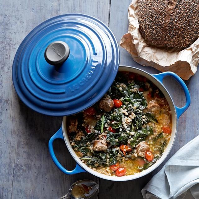 Le Creuset Signature Cast-Iron Round Dutch Oven- William Sonoma in Sonoma Green