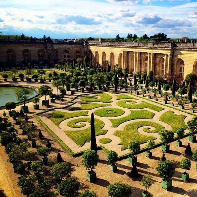Versailles Day Trip Bike Tour