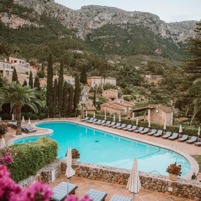 3 night stay in Déia