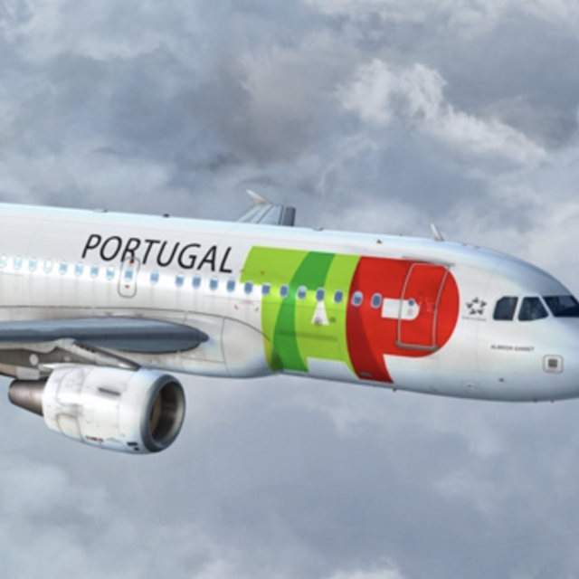 Flights for 2 From Lisbon to Madrid