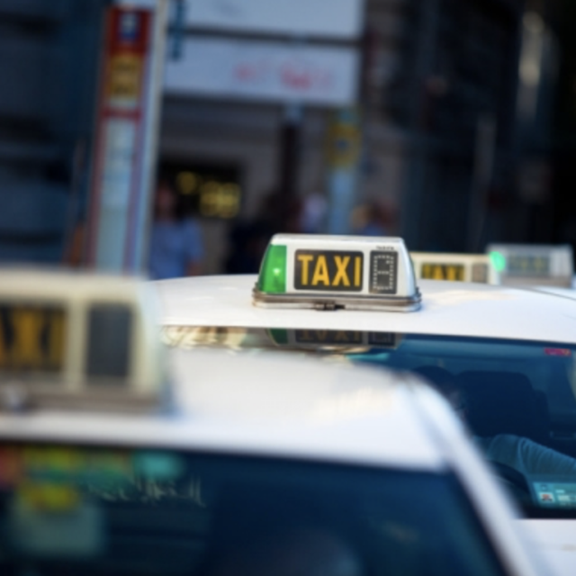 Taxi's, Uber, and Ground Transportation (All Destinations)