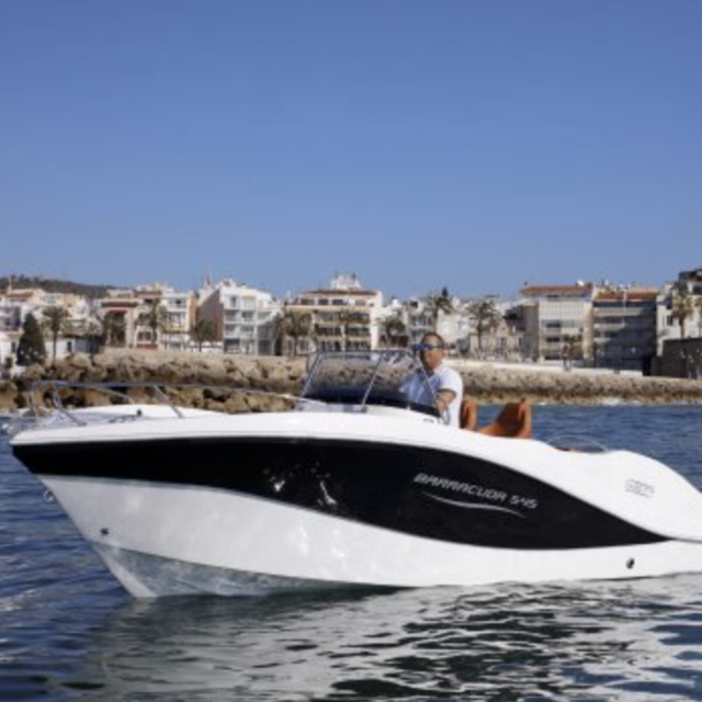 Romantic Sunset Boat Cruise in Sitges