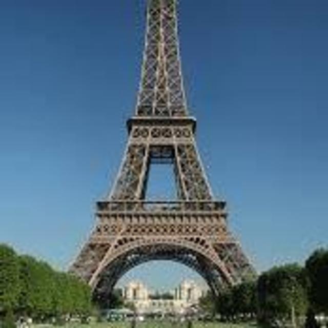 Eiffel Tower Tour
