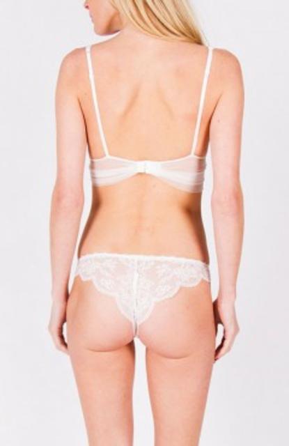 Pearl Scalloped Italian G