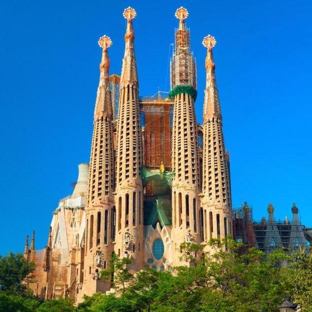 Sagrada Familia Tour