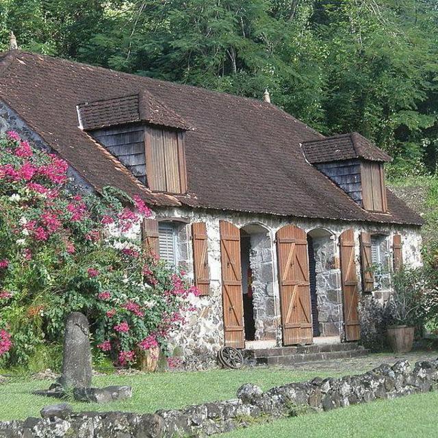 Visiting Empress Joséphine's house - Visite de la maison de Joséphine de Beauharnais