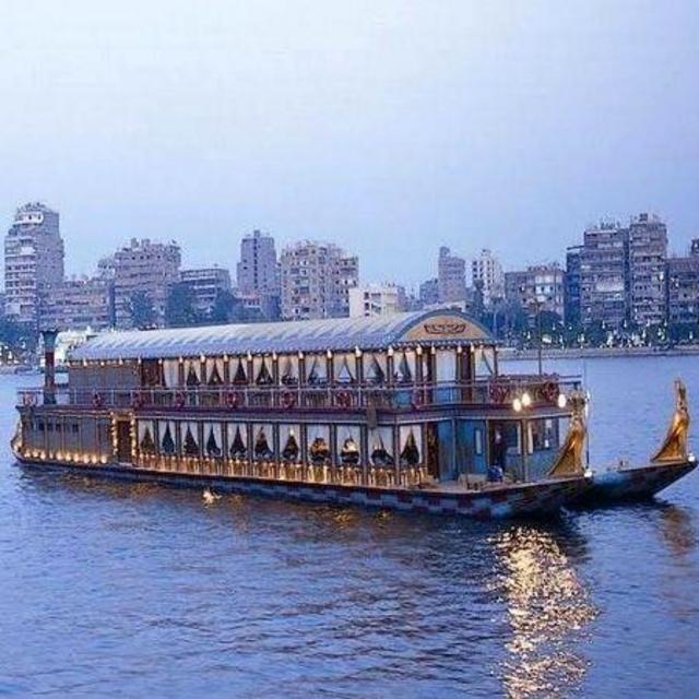 Romantic Nile River Dinner Cruise in Cairo