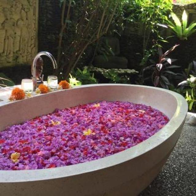 Romantic Flower Bath with Champagne