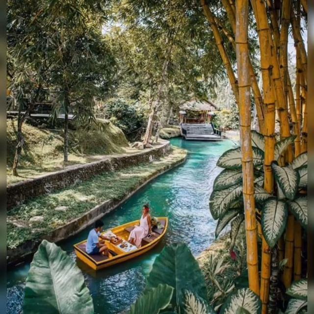 Picnic Lunch on River Boat
