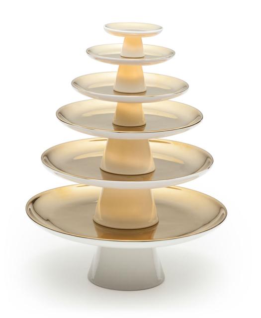 Plateau A Gateau Pedestal Tower