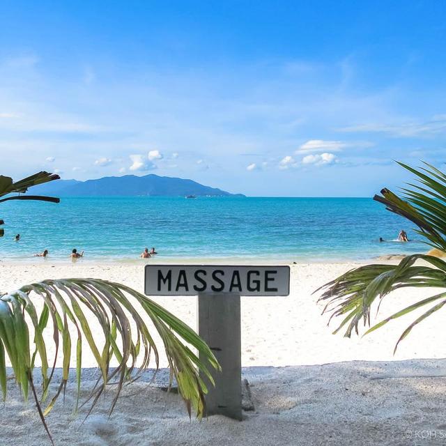 Couples massage in Maui