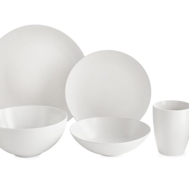 Hudson Dinnerware Collection