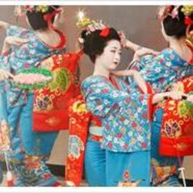 Honeymoon - Kyoto Geisha Dance Performance