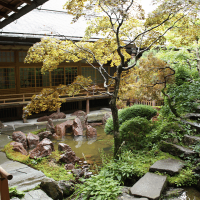 Honeymoon - Stay at a Buddhist Monastery