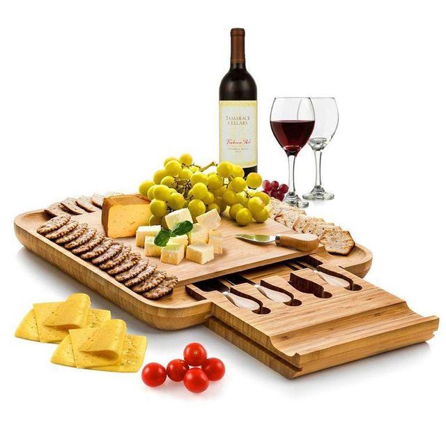 Cheese Border