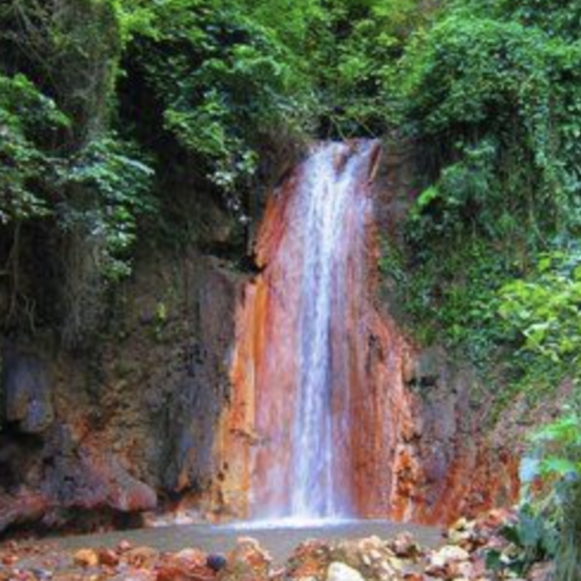 Sulfure Springs Volcanic Tour
