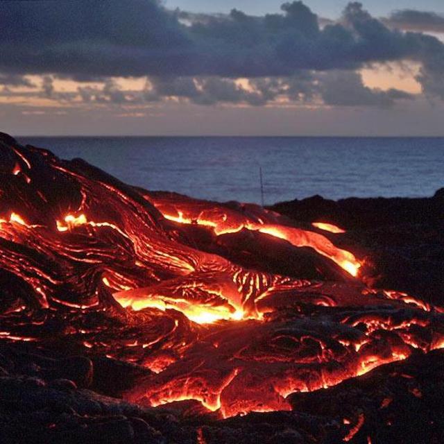 Hawaii Volcanoes National Park Tickets and Picnic