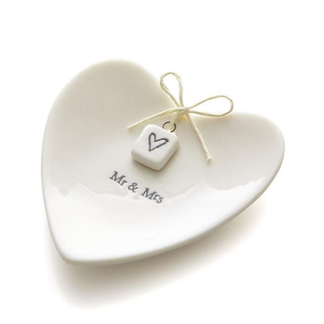 Mr. and Mrs. Ring Dish