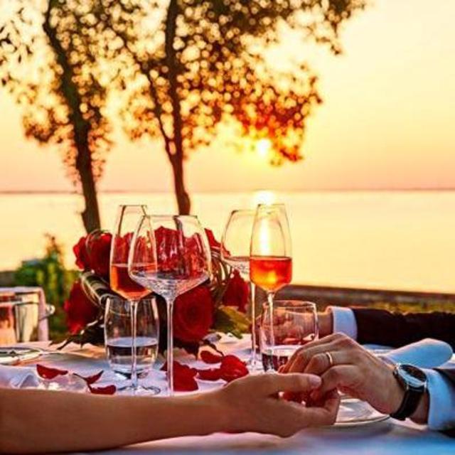Romantic Dinner in Downtown Auckland, New Zealand