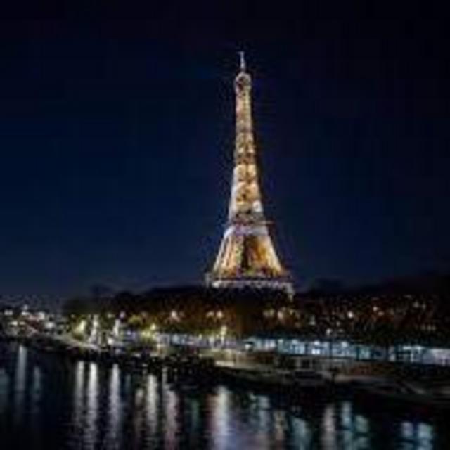 Honeymoon Experiences Paris!
