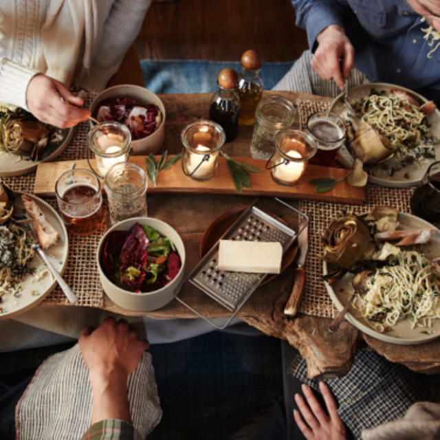 Tasmania | Communal Dinners at Pumphouse Point