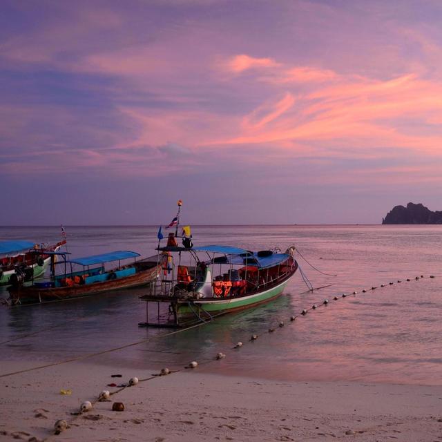 Honeymoon Plane Tickets to Thailand