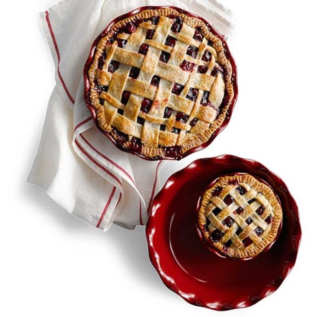 Emile Henry Ruffled Pie Dish (WHITE)