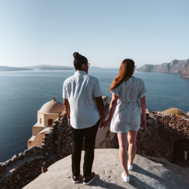 Couples Photoshoot in Santorini