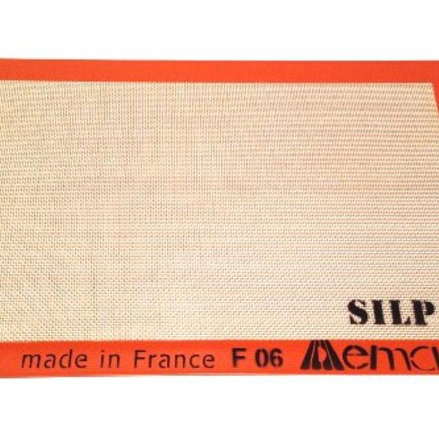 Silpat Non-Stick Silicone Jelly Roll Pan Baking Mat, 11-Inch by 17-Inch
