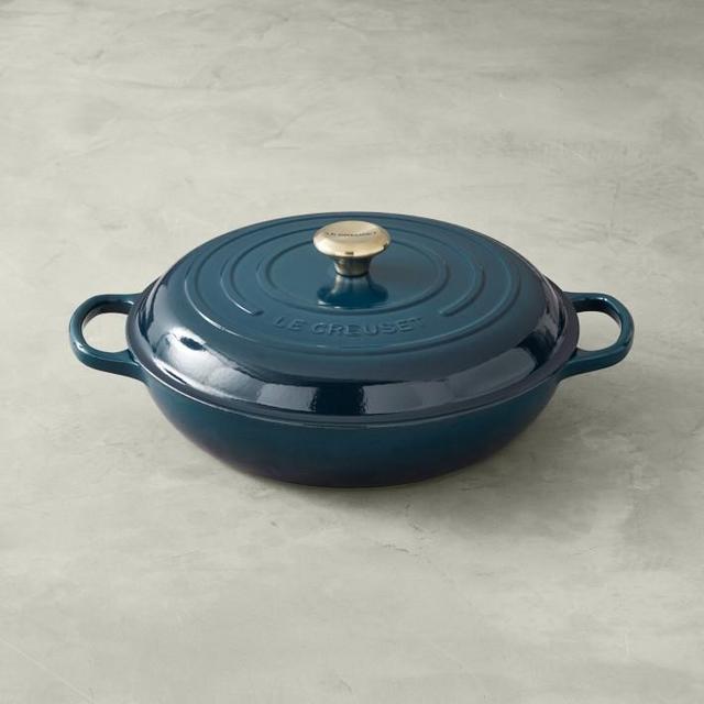 Le Creuset Signature Enameled Cast Iron Braiser, 5qt - Agave