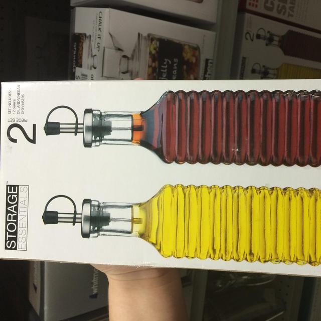 2 Piece Oil and Vinegar Dispensers
