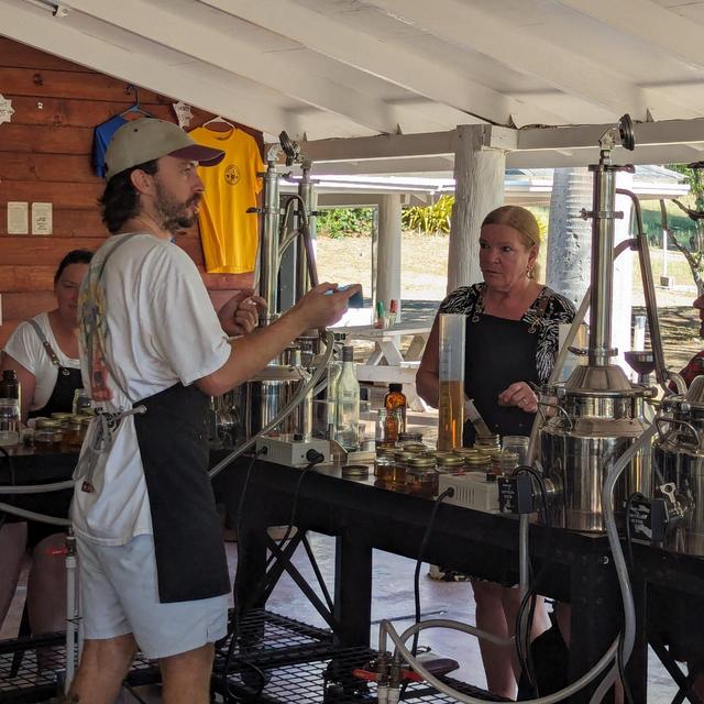 Honeymoon Excursion - Rum Making Tasting and Class