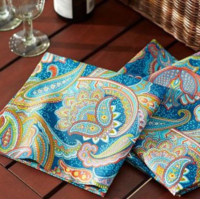 Ana Paisley Table Runner