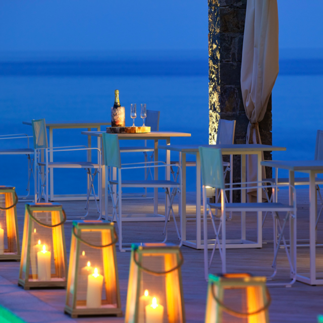 Sunset cocktails @ Artemis, Milos