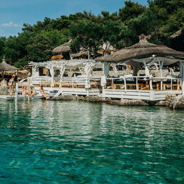 Lunch @ Laganini Lounge & Fish House - Pushed to 2021