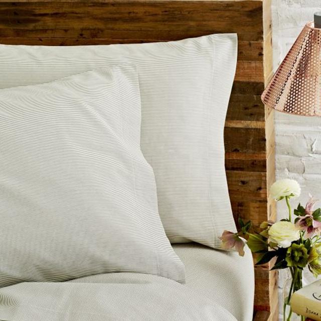 Pinstripe Sheet Set