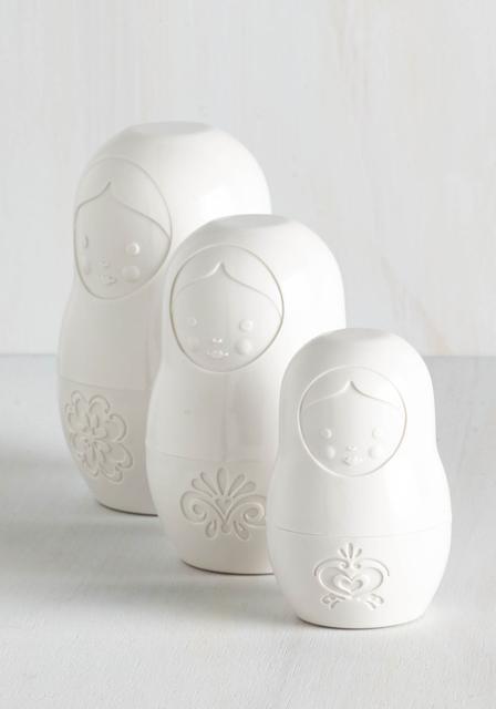 Bubby's Matryoshkas Measuring Cups