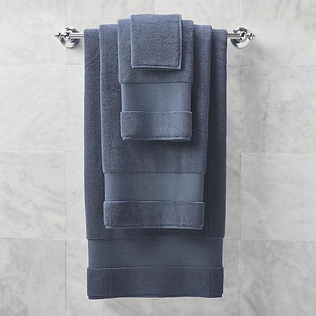 Frontgate Bath Towel Set