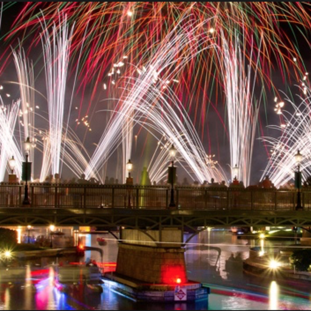 Private Dining Epcot Firework's Cruise