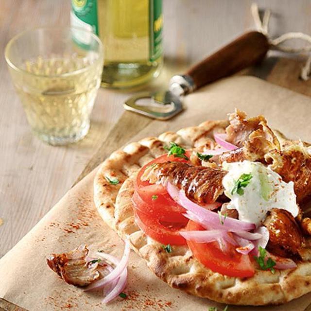 Newlywed Drinks & Endless Souvlaki