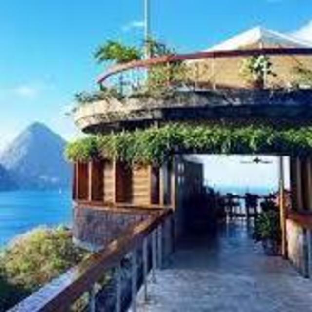 Honeymoon - Lunch at Jade Mountain Club