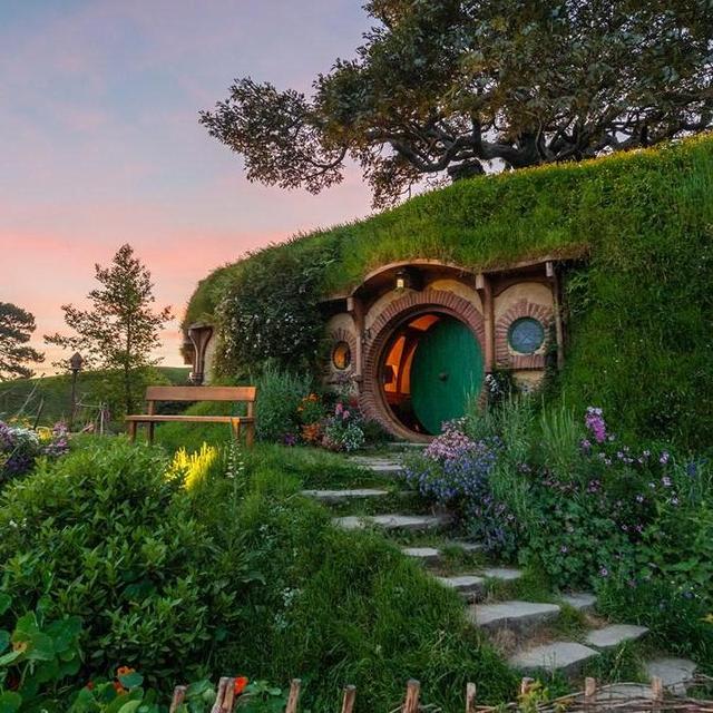 Hobbiton Movie Set Tour