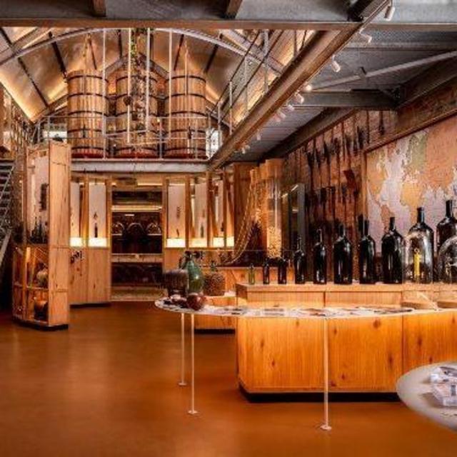 Art and History Food Tour in Paris