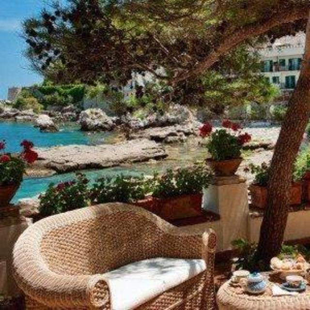 3 night stay at the Belmond Villa Sant'd'Andrea in Sicily