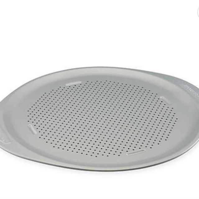 Farberware 15.5-Inch Round Aluminum Pizza Pan