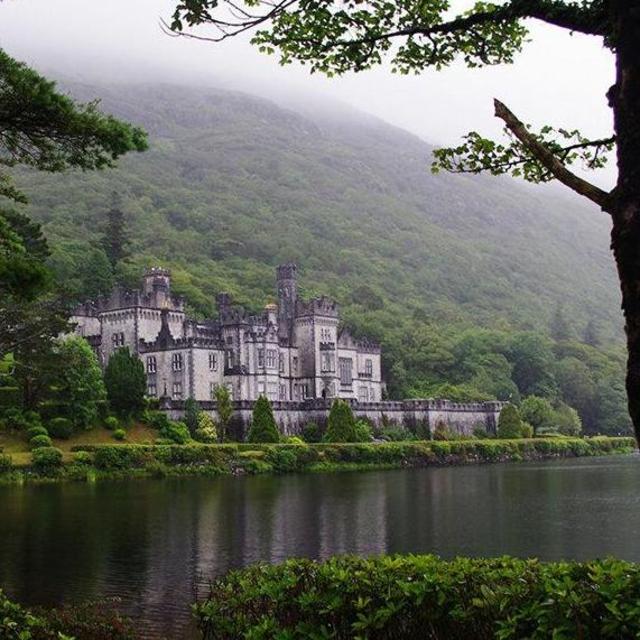 Visit Kylemore Abbey