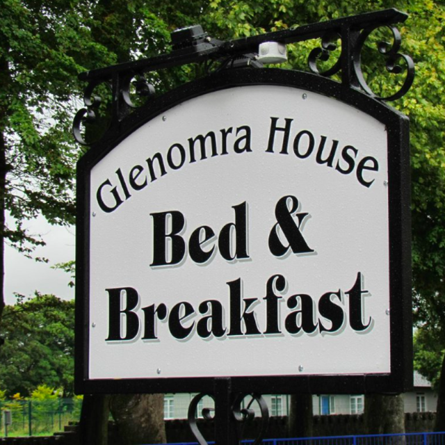 Cute Traditional Irish B&B Stay - Glenomra House
