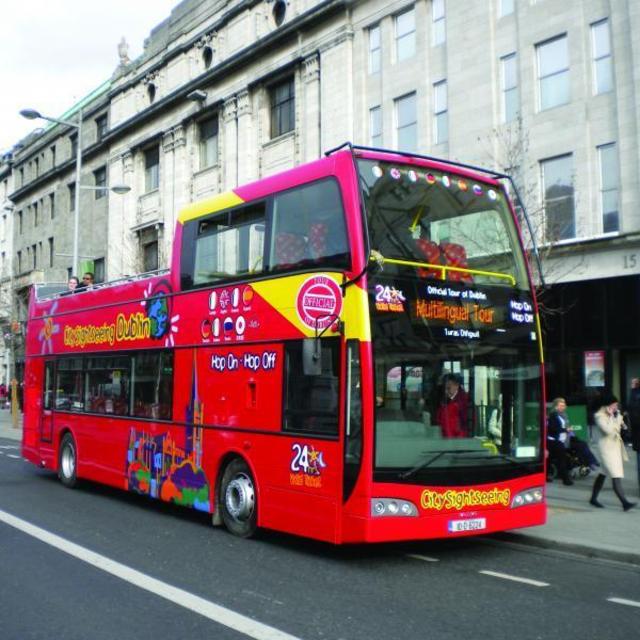 Hop on Hop Off Bus Tour in Dublin
