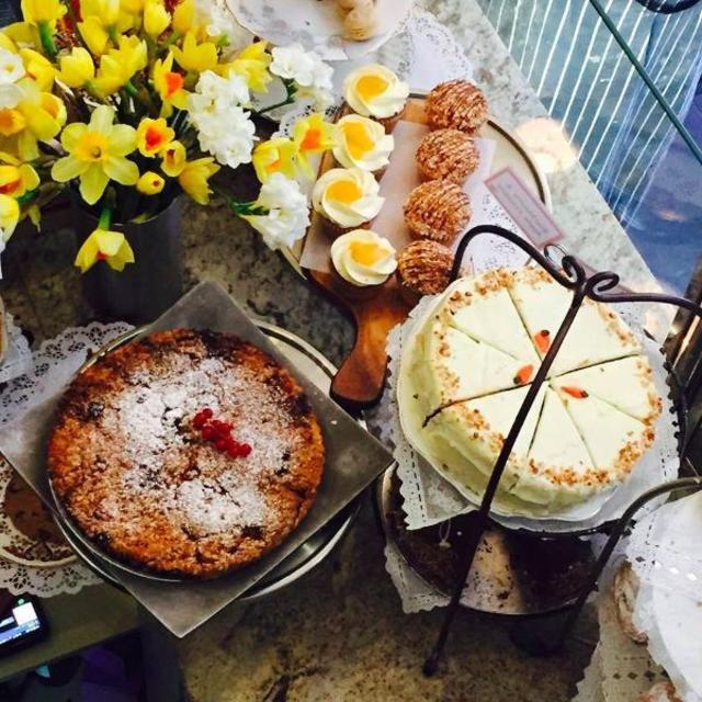 Lunch and Treats at Queen of Tarts in Dublin
